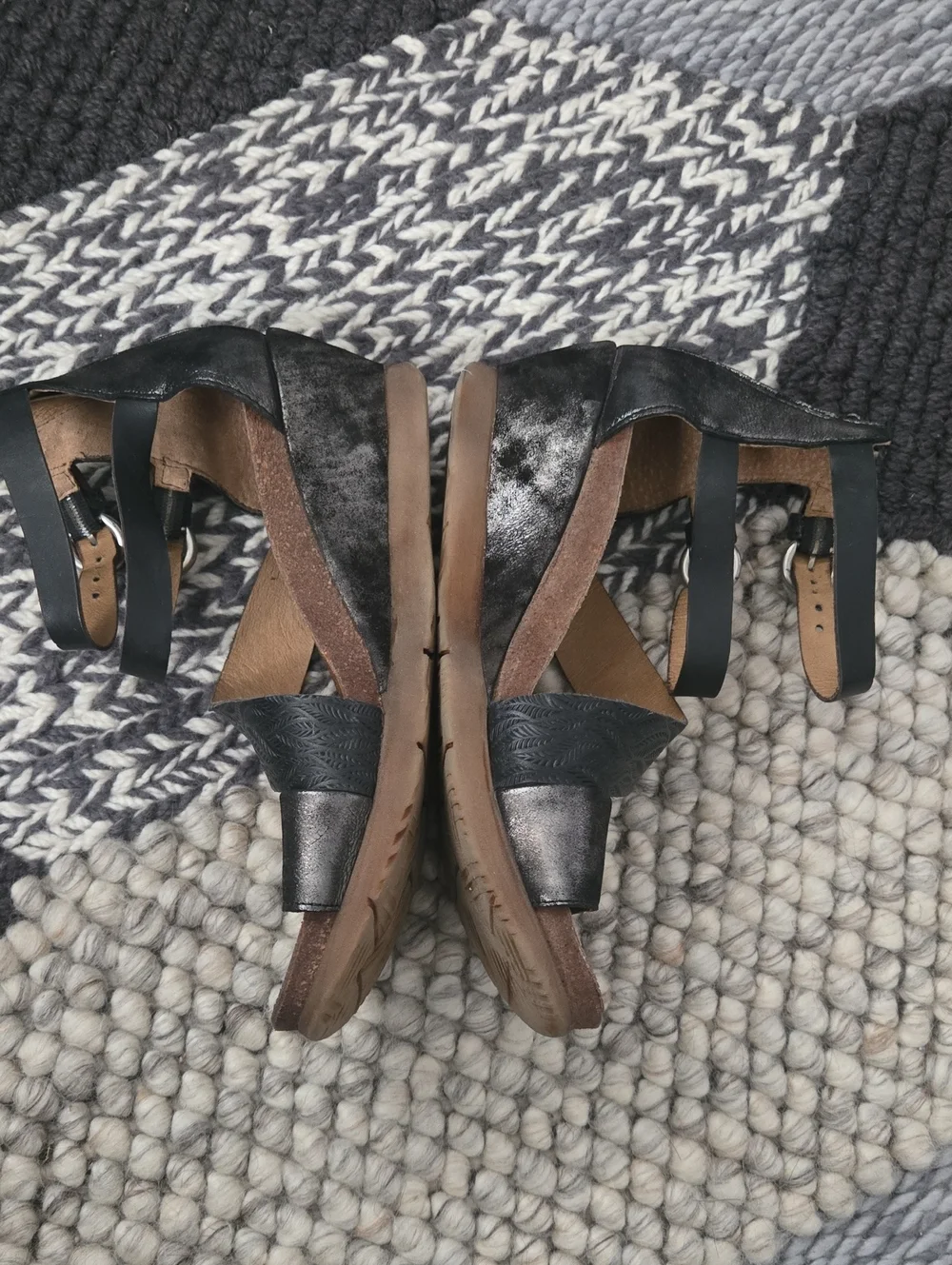 MIZ MOOZ LEATHER SANDALS 9.5 - Picture 3 of 5